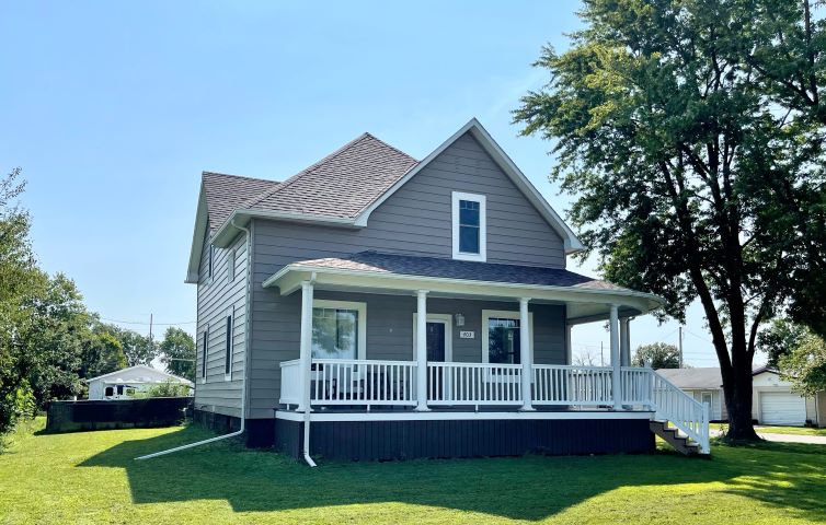 403 Dewey Ave., Donnellson, Iowa 52625, 5 Bedrooms Bedrooms, ,3 BathroomsBathrooms,Homes,For Sale,Dewey Ave.,1365