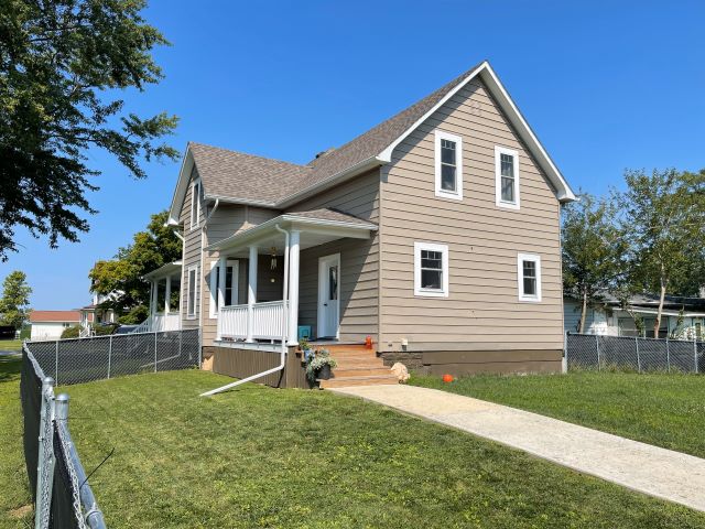 403 Dewey Ave., Donnellson, Iowa 52625, 5 Bedrooms Bedrooms, ,3 BathroomsBathrooms,Homes,For Sale,Dewey Ave.,1365